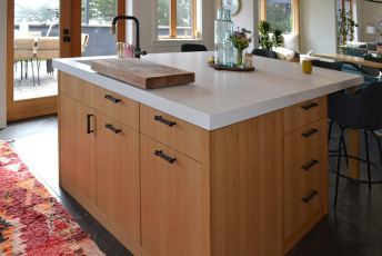 Custom Kitchen Cabinets