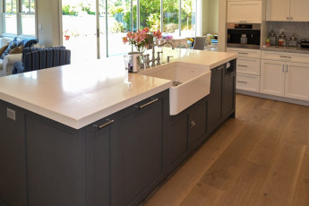 Custom Kitchen Cabinets