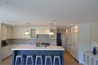 Custom Kitchen Cabinets