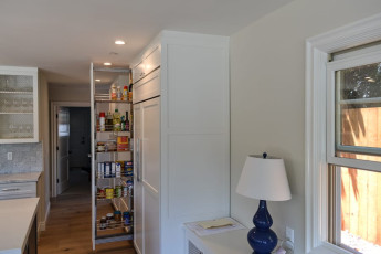 Custom Kitchen Cabinets